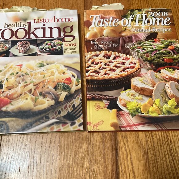 Taste Of Home Healthy Cooking Cookbook 2009 and 2008 Annual Recipes Cookbook - Picture 1 of 16